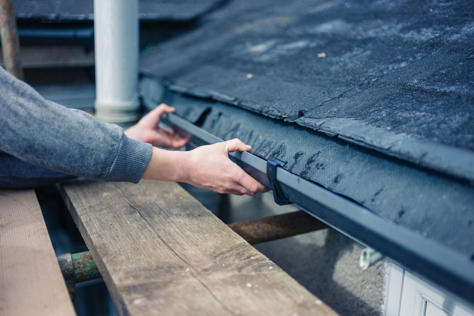 gutter repair in hamilton